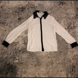 Forever 21 White and Black lace collar long sleeved Chiffon Button down Blouse